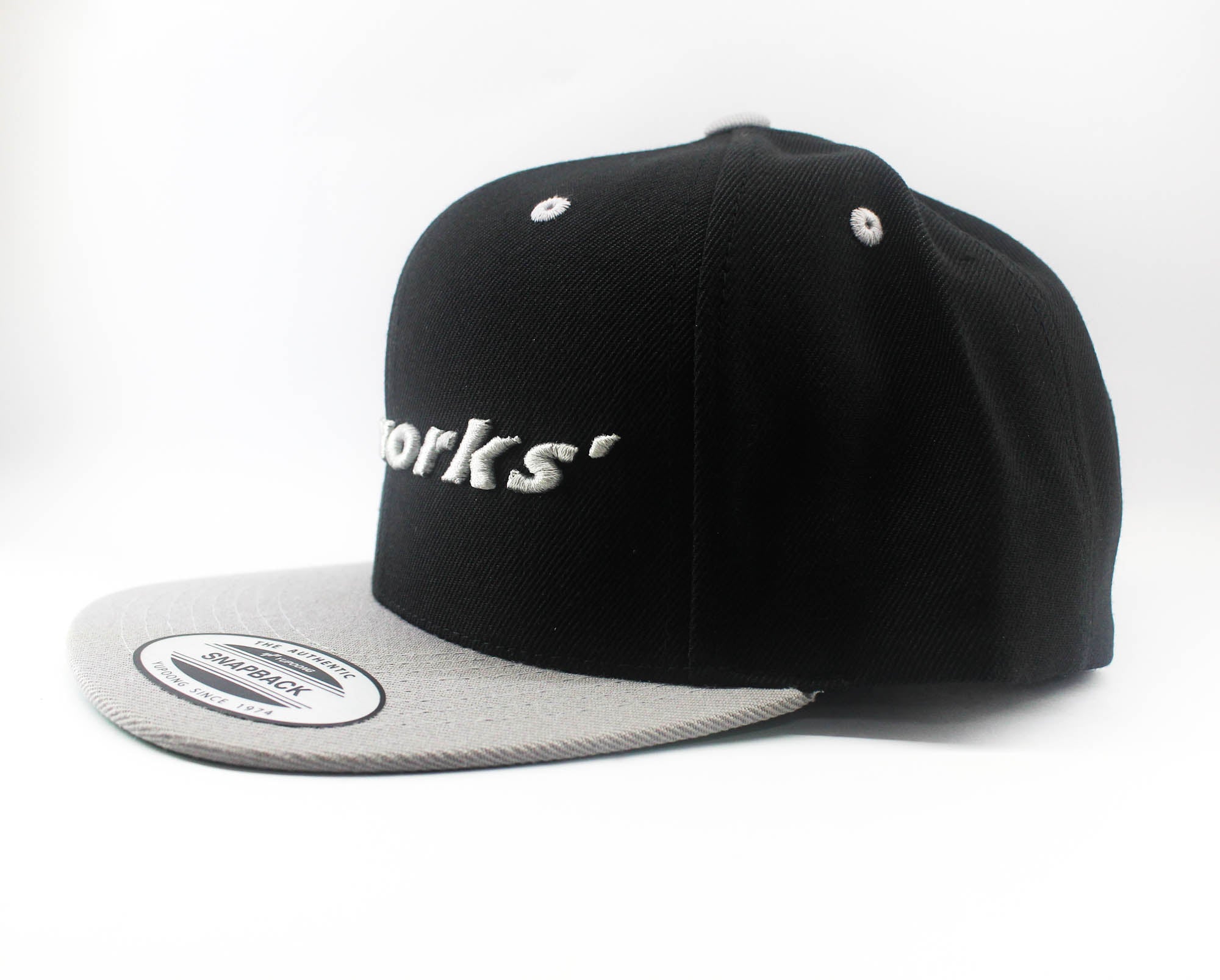 MC Works Cap Snapback Flat Visor 2026 Black Gray (2417)