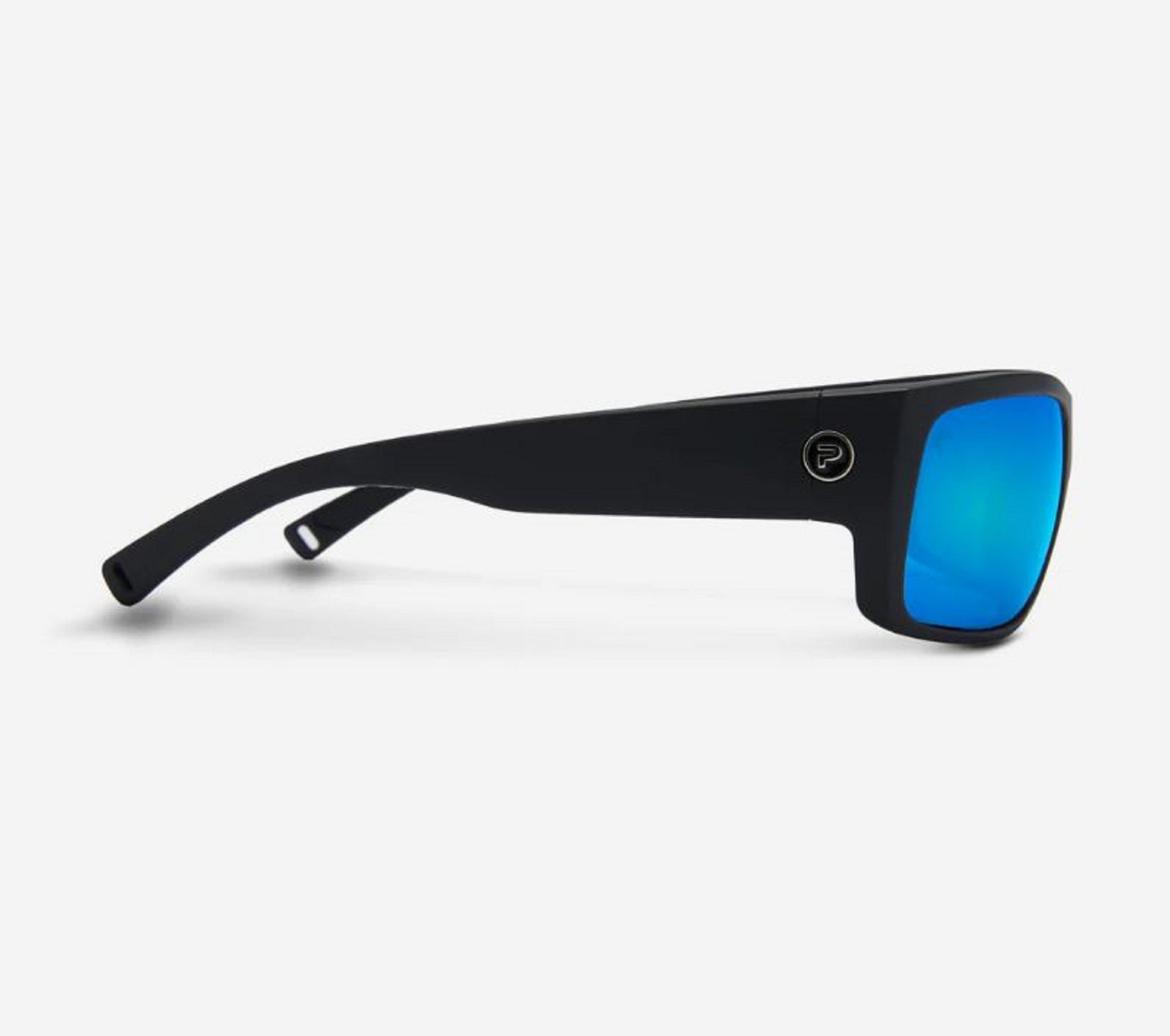 Pelagic 1501 Sunglasses Glass Polarized Fish Whistle BKBL (0799)