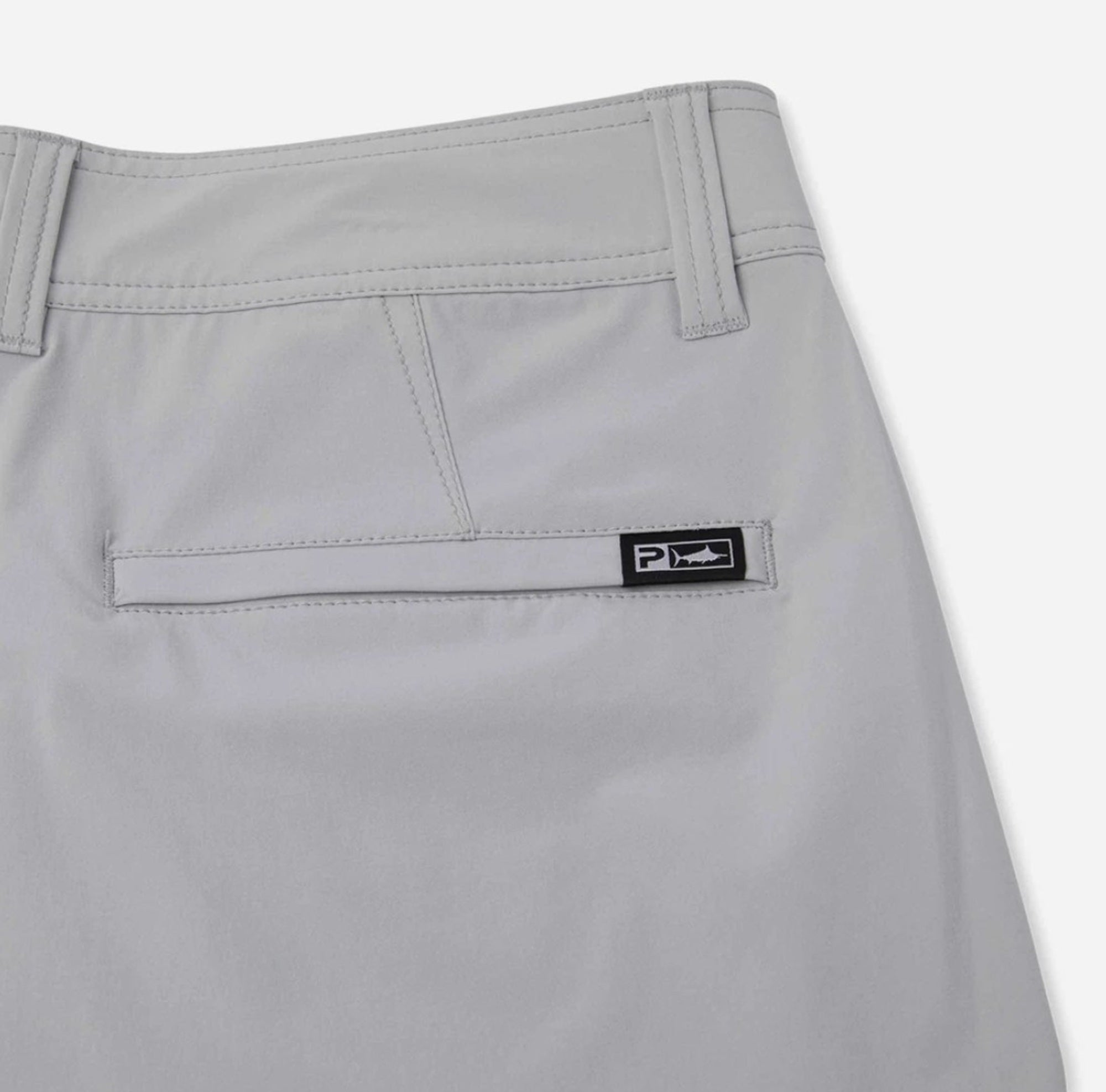 Pelagic 1002261002 Shorts Hybrid 20 Inches Mako LGY Size 30 (5201)