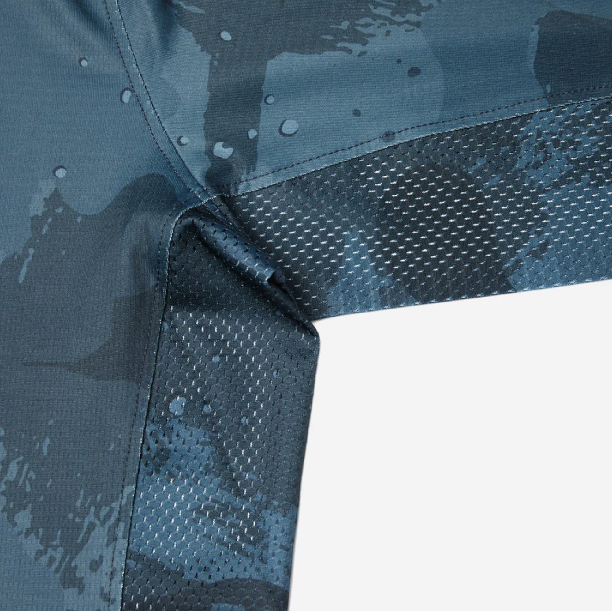 Pelagic 1015251000 Fishing Shirt Hooded ExoTech Brush Camo DNY XS (0297)