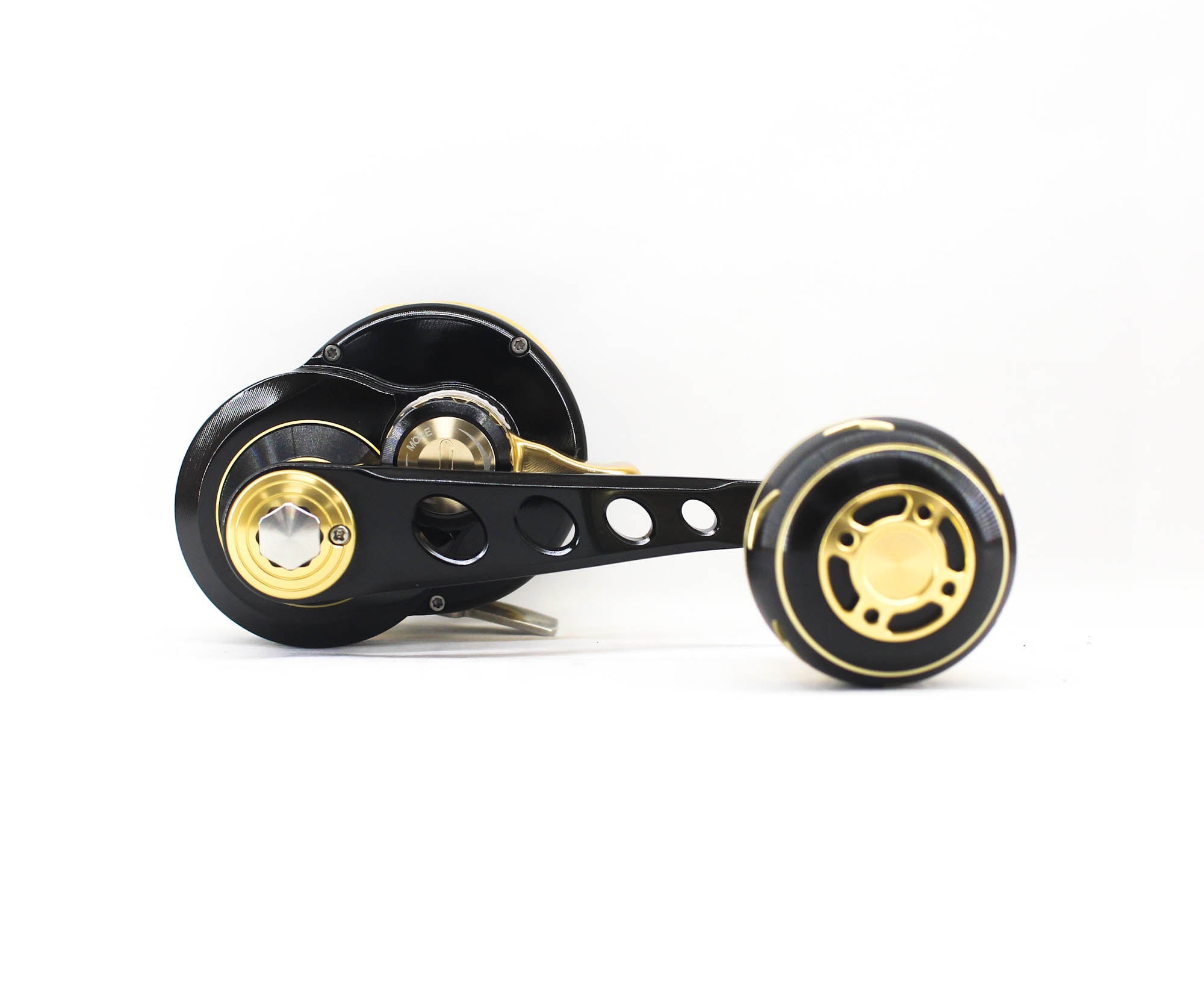 Maxel Reel Baitcast Armory 15L BK/L.GD (0000)