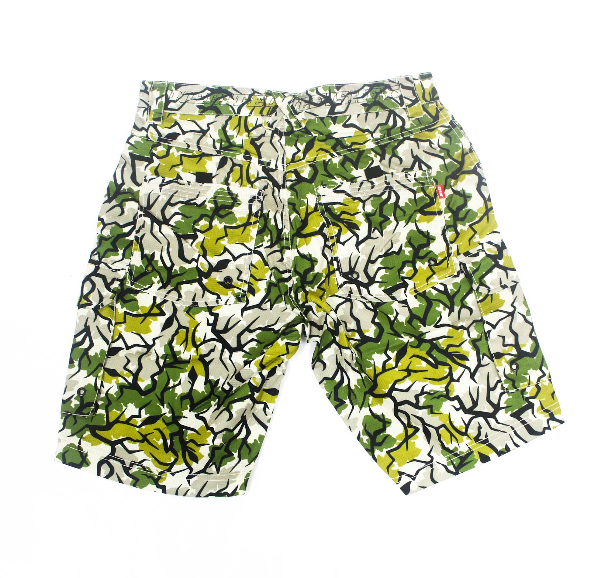 OBOF Dry Predator Camo Water Shorts Size L (2842)
