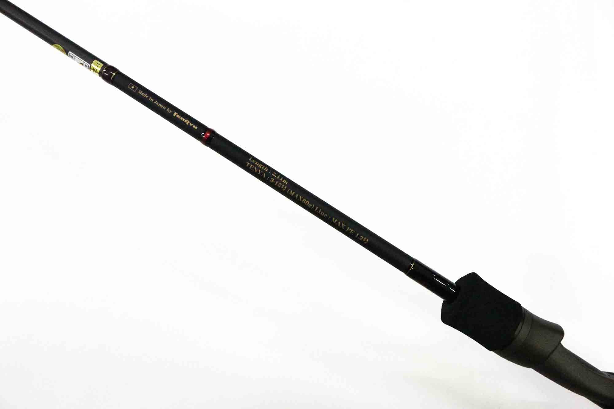 Tenryu Rod Baitcast Red Flip Reaction Tenya RF 2112B-MHT (1416)