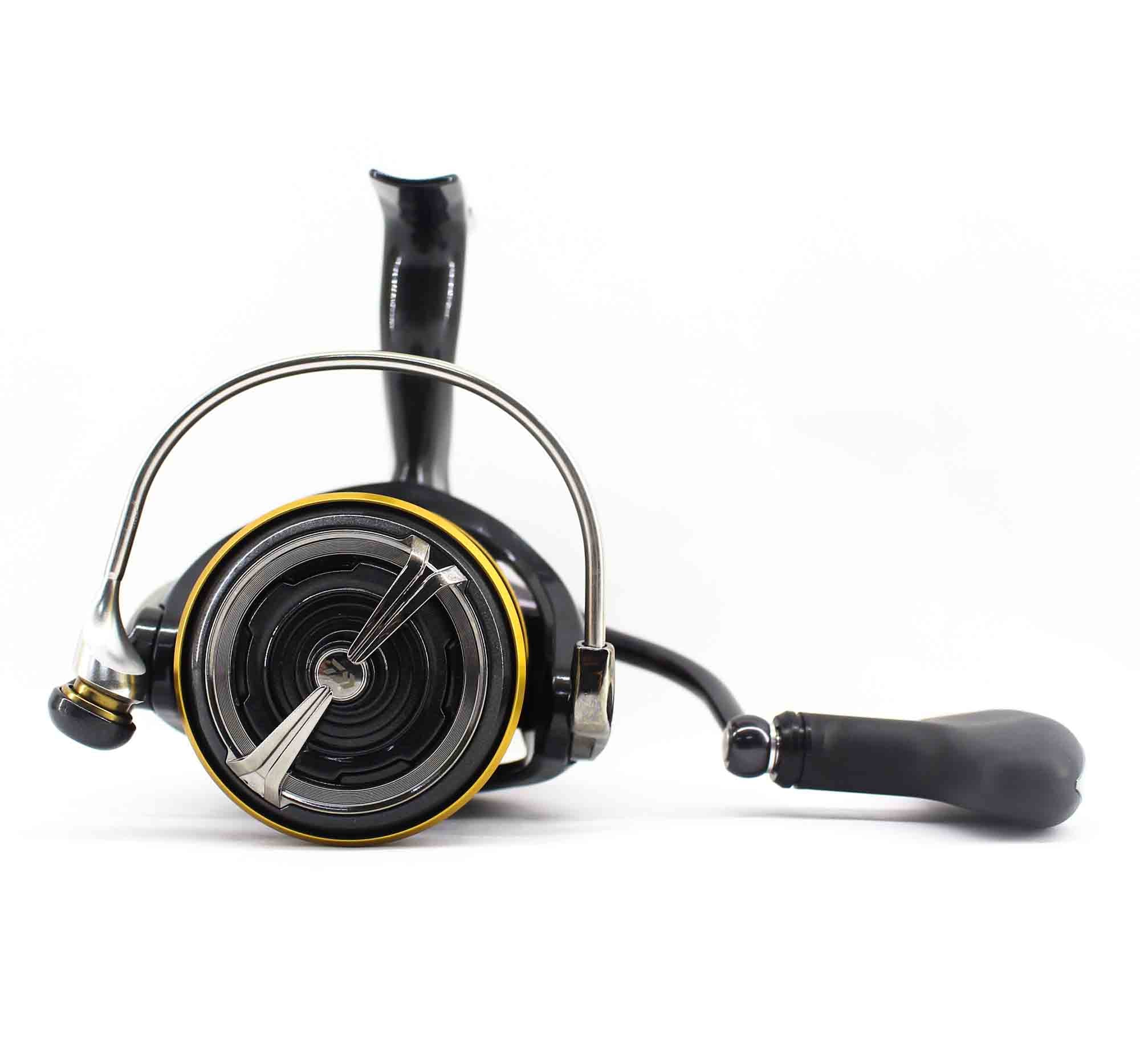 Daiwa Reel Spinning 21 Caldia LT4000-CXH (3220)