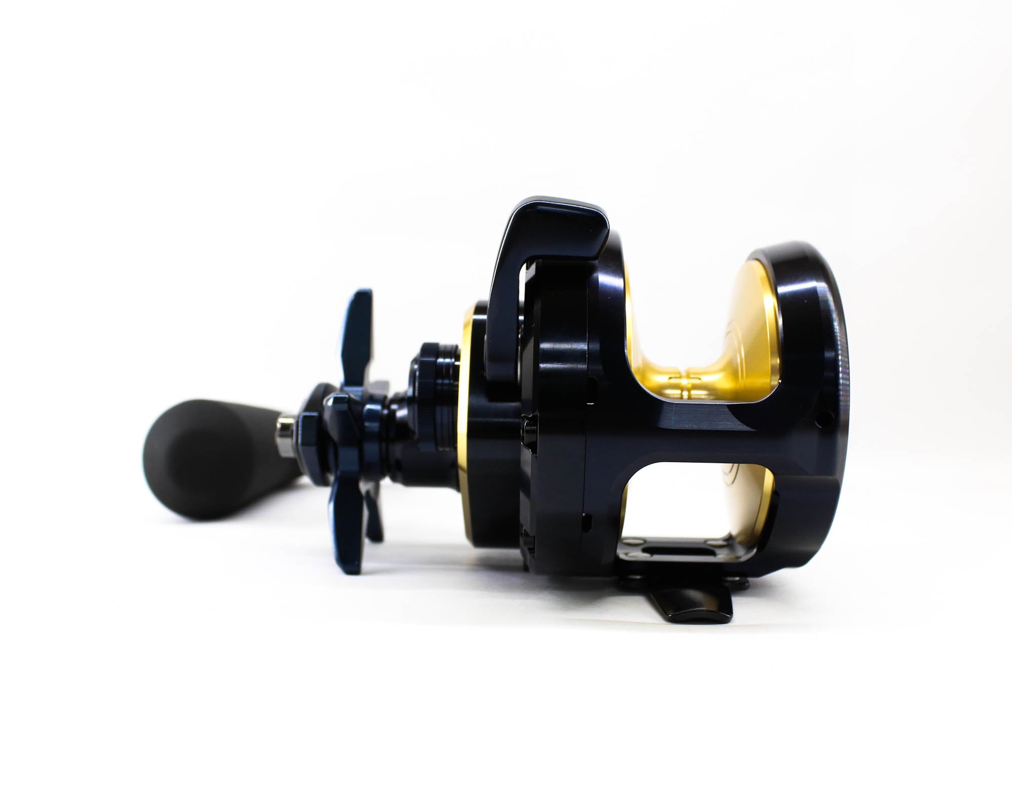 Daiwa Reel Baitcast 25 Saltiga 35HL Left Hand (8072)