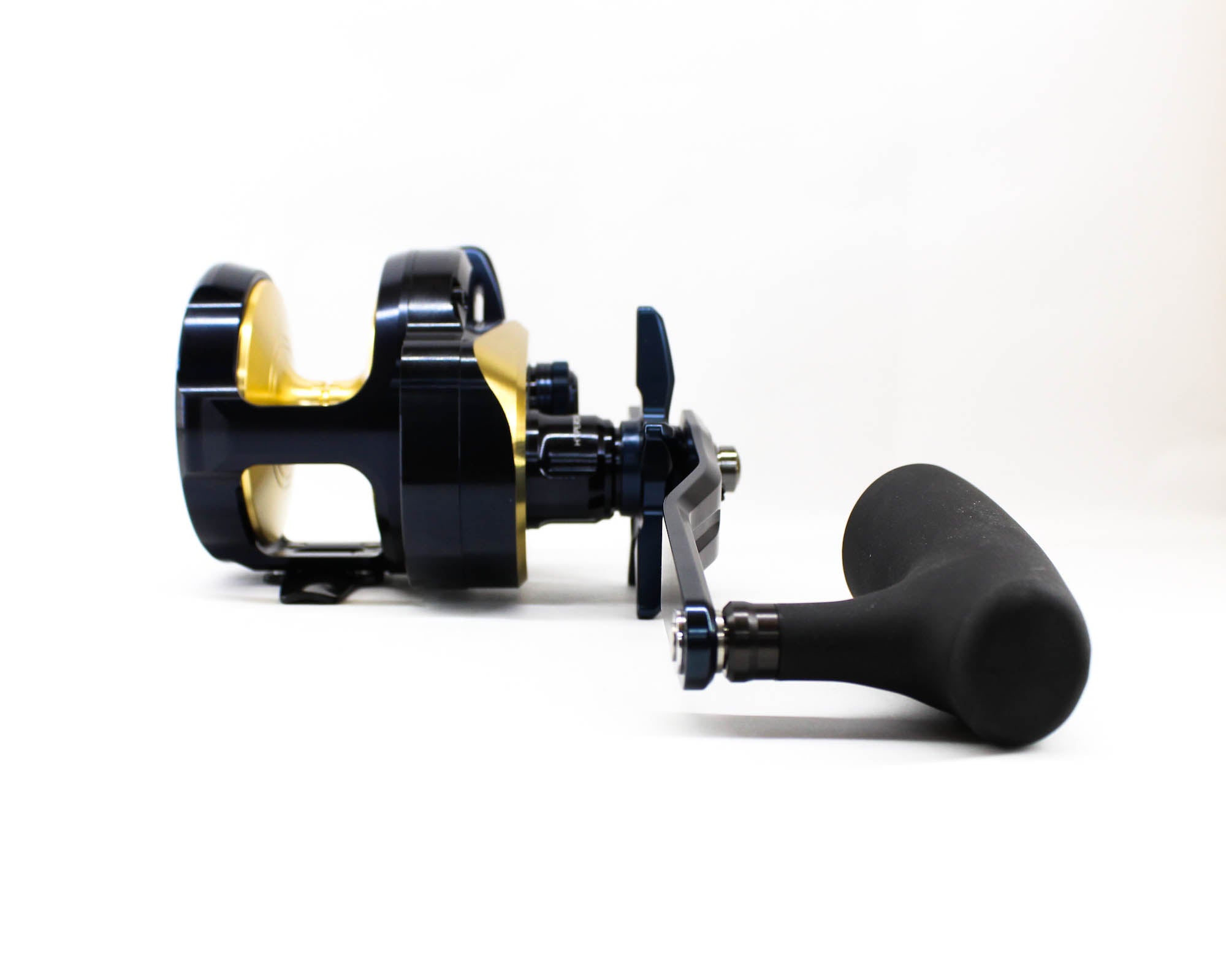 Daiwa Reel Baitcast 25 Saltiga 35HL Left Hand (8072)