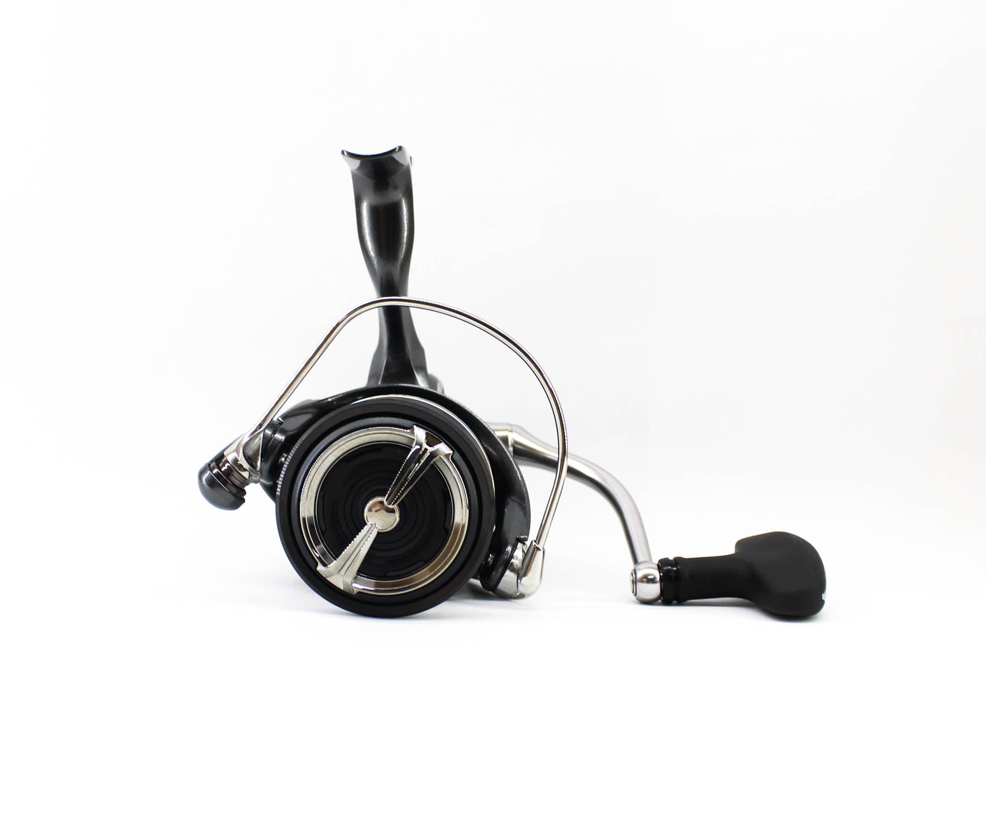 Daiwa Reel Spinning 24 Luvias PC LT3000 (9030)
