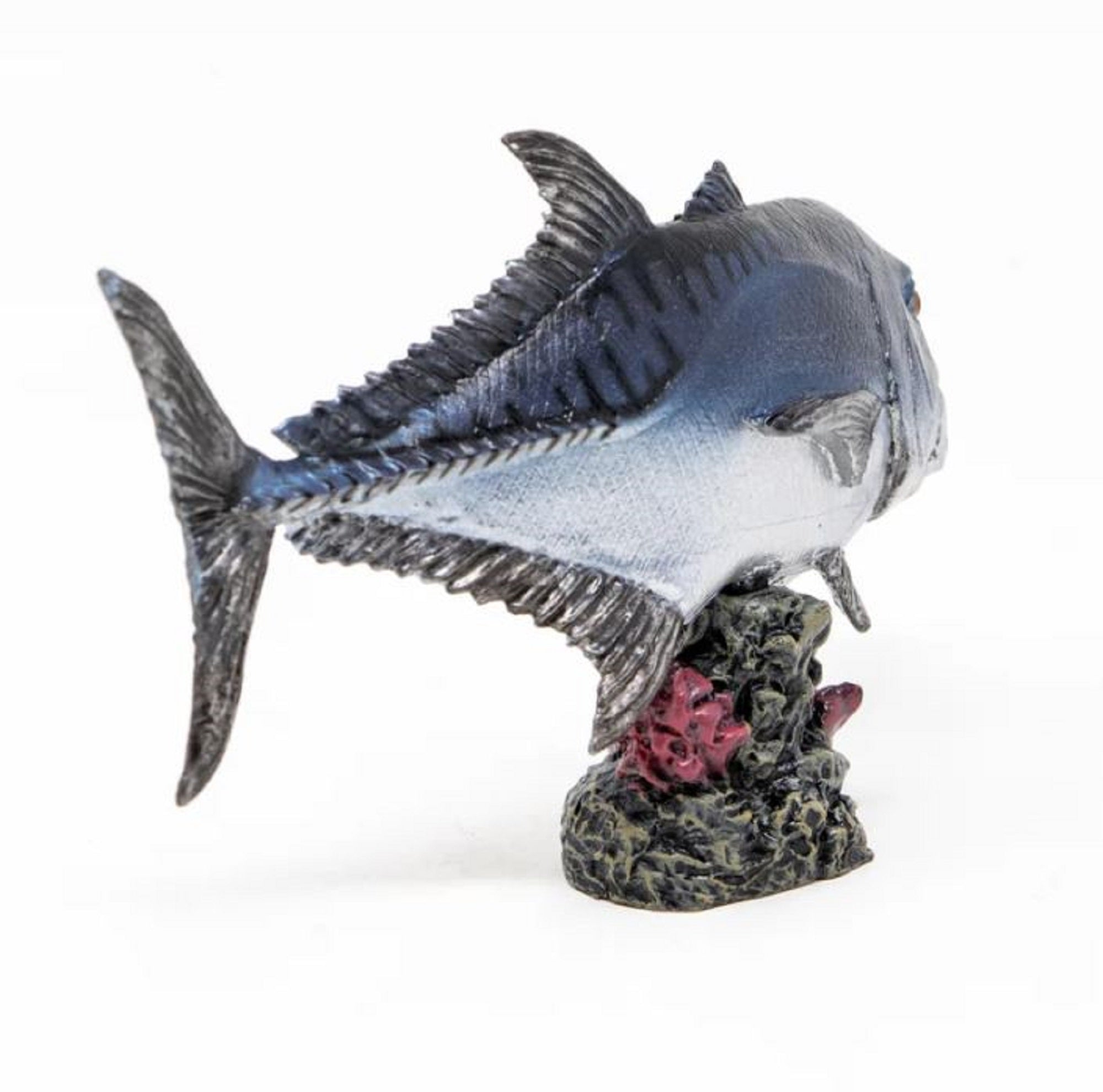 Favorite AF-207 Display Figurine Giant Trevally 82 x 28 x 52mm (4529)