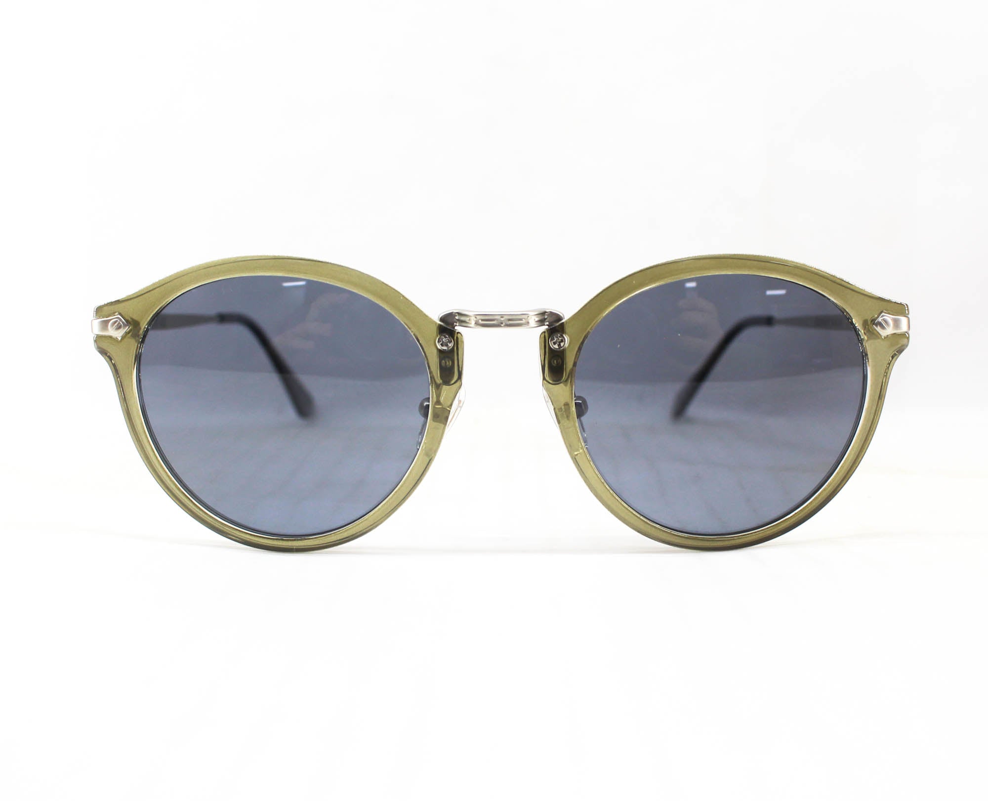 Bunny Walk BW-0280F Sunglasses Polarised Clear Olive Gray (1935)