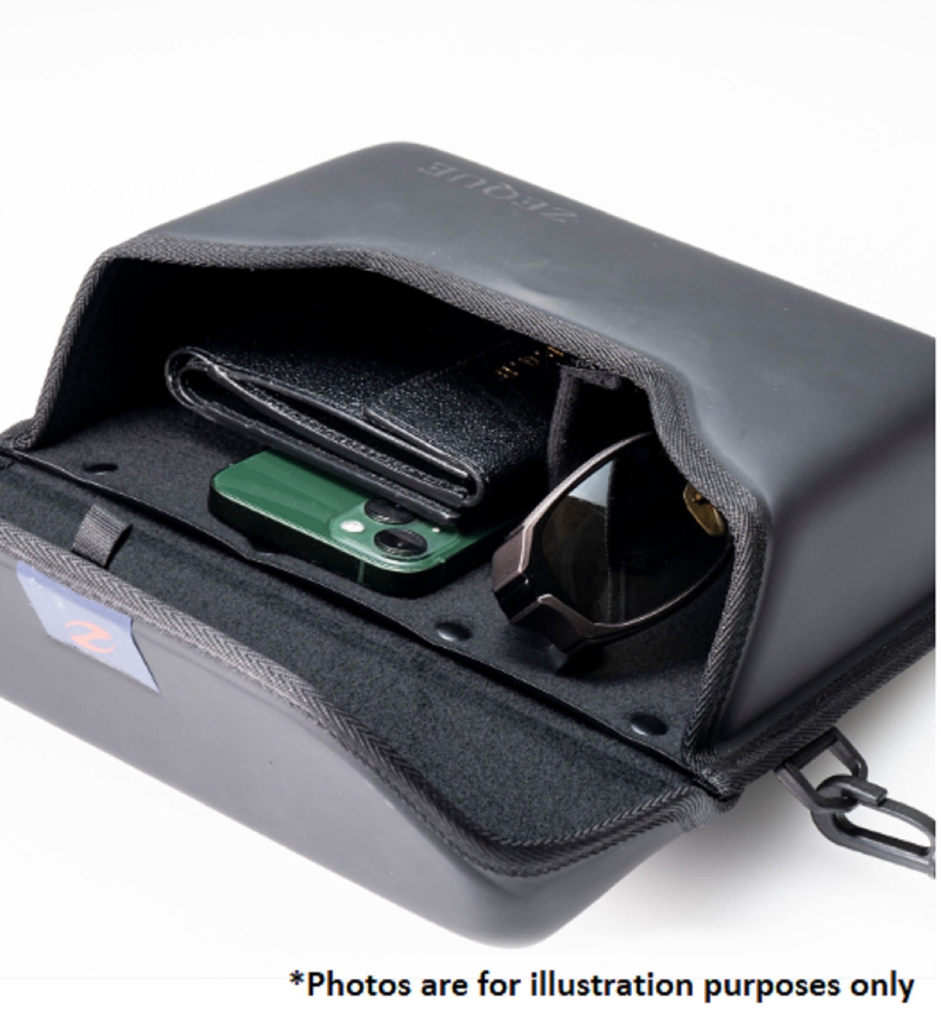 Zeque AS-047 Hard Shell Wide 24.5 x 17.5 cm (6152)