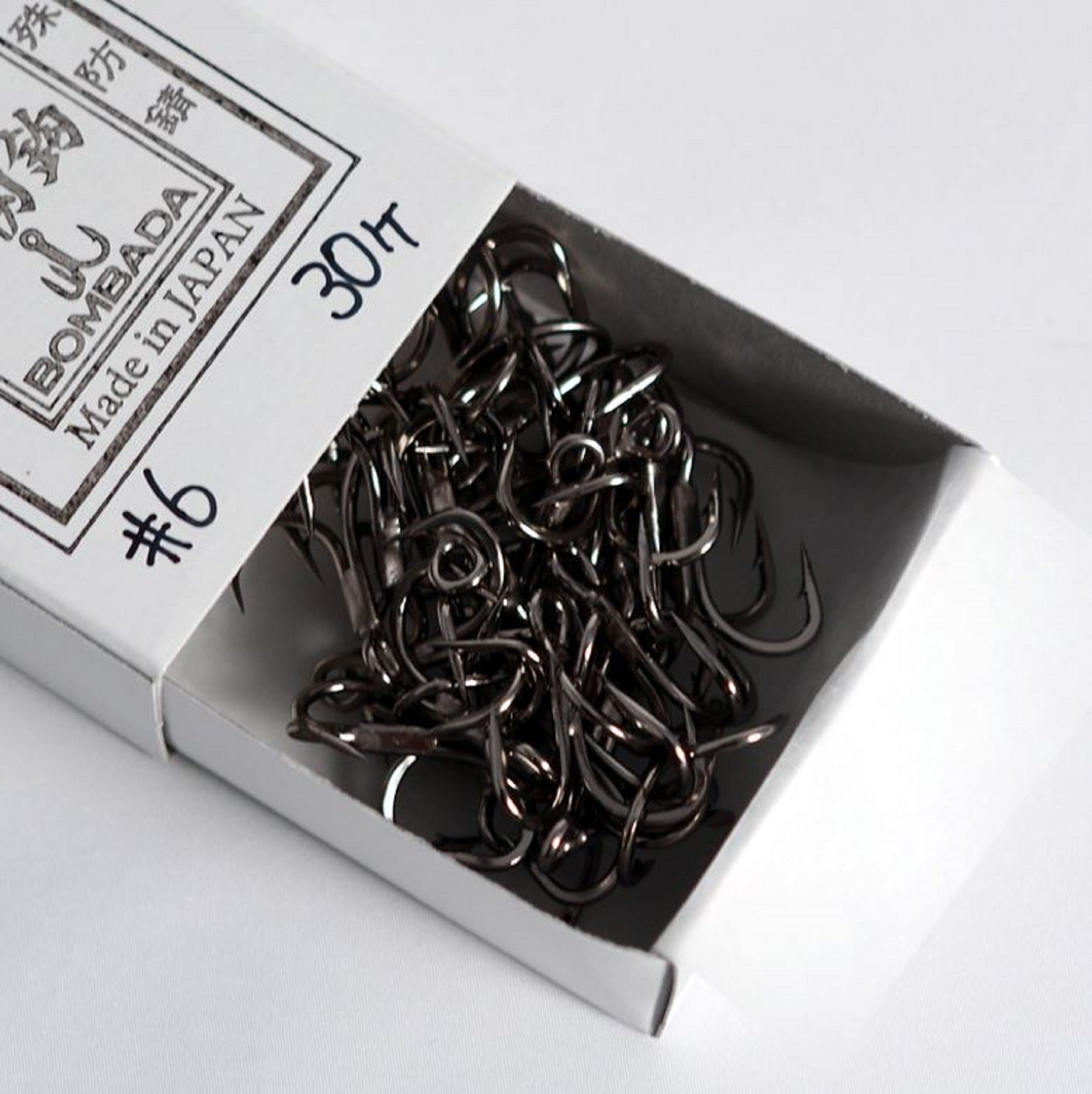 Bombada Treble Hooks 5X Banshu Kyojinbari Size 6-qty 30 (6503)