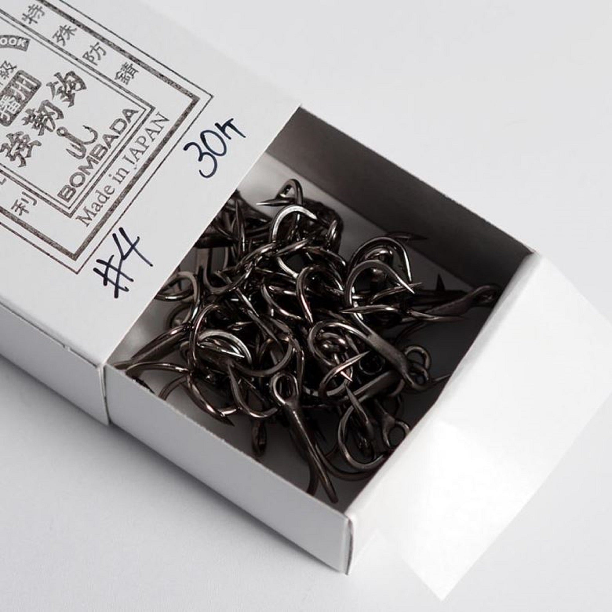 Bombada Treble Hooks 5X Banshu Kyojinbari Size 4-qty 30 (6510)