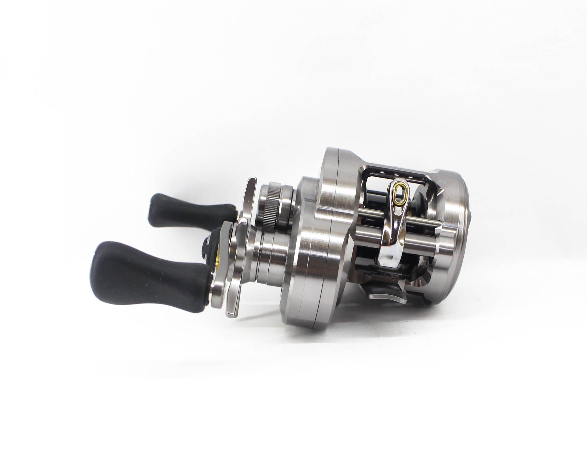 Shimano Reel Baitcast Calcutta Conquest BFS HG Right Hand 2023 (5683)