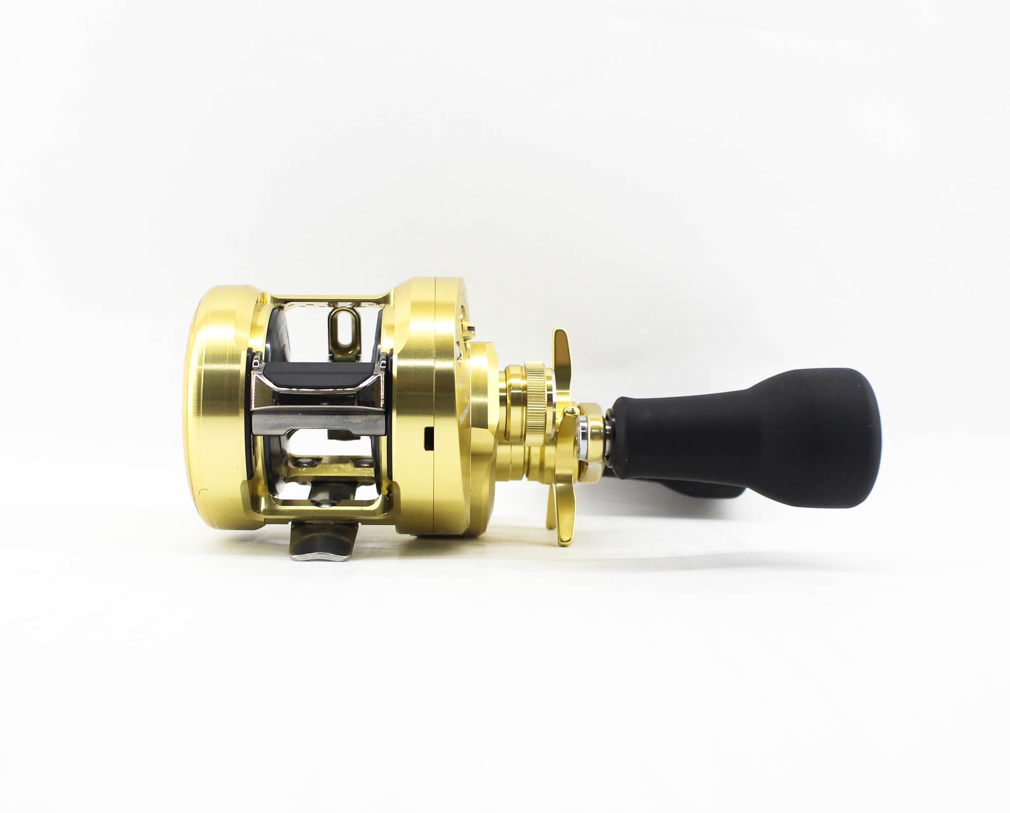 Shimano Reel Baitcast Calcutta Conquest MD 300 XG LH Right Hand (5935)