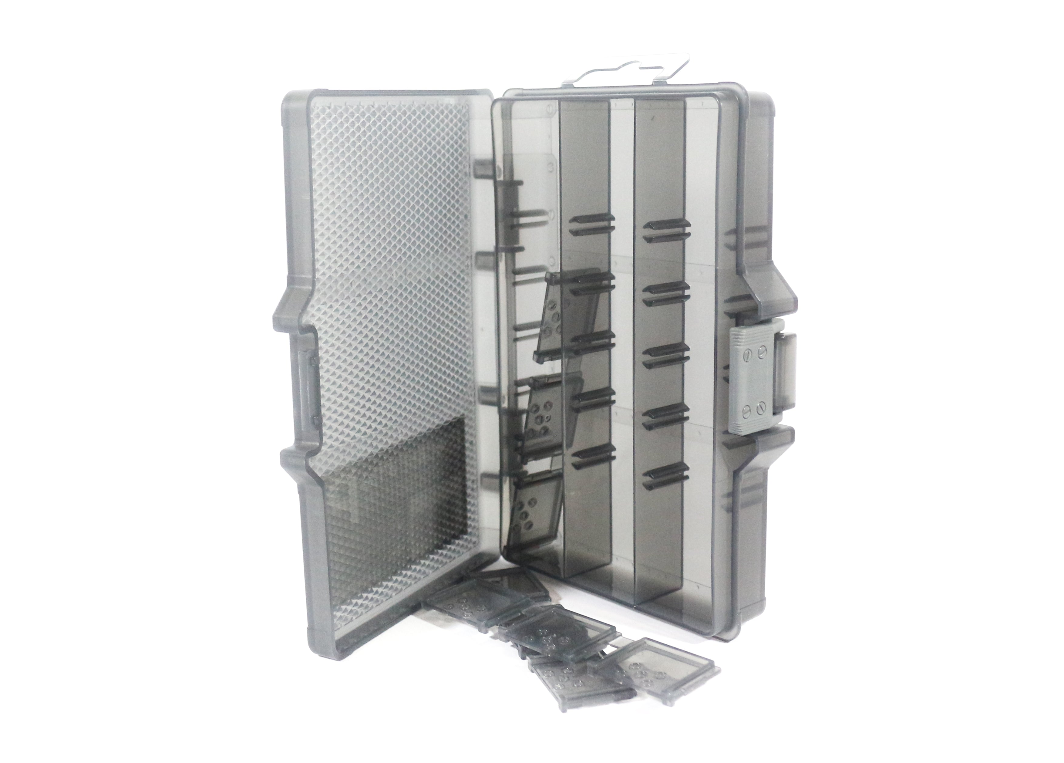 Daiichi #33245 MC Case #138P Partitioned 146 x 103 x 25 mm Black (2451)